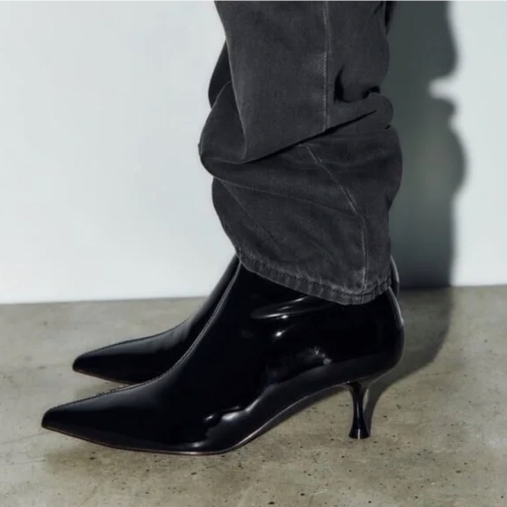 Zara FAUX PATENT LEATHER KITTEN HEEL BOOTS. Black. Sizes 6.5, 8, 9. NWT.